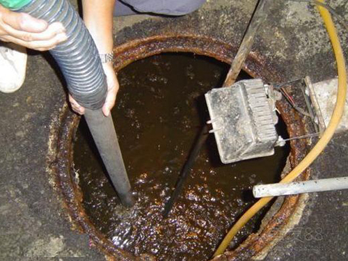 大路镇隔油池清理